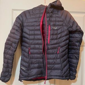 RAB PERTEX QUANTUM DOWN FEATHER MICROLIGHT ALPINE JACKET WOMENS size XS